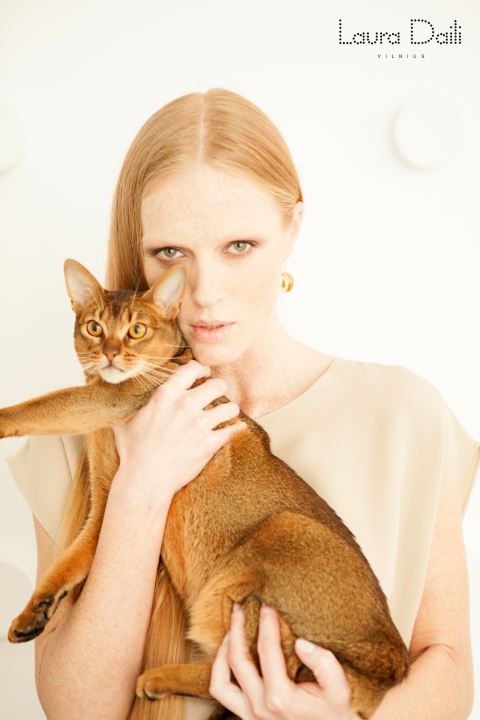 Laura Daili 'Blossom' jewelry, model Rasa Ciune, foto Dalia M Photography 2 (Small)