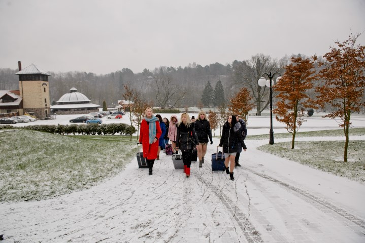 Dalyvės atvyko į Belmontą (Small)