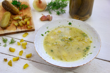 Cucumber,Soup,-,Traditional,Polish,Soup,With,The,Addition,Of