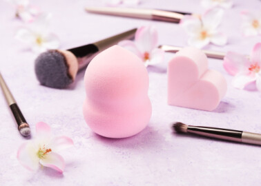 Set,Of,Makeup,Brushes,On,Pink,Background.,Makeup,Cosmetic,,Beauty