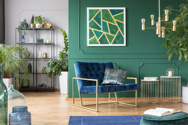 Stylish,Living,Room,Interior,Idea,With,Green,,Blue,And,Gold