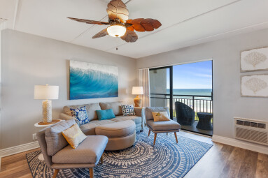 Crescent,Beach,,Fl,Usa,-,February,24,2021:,Living,Room