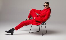 Fashion,Woman,In,Trendy,Red,Outfit.,Total,Red,Look,,Sunglasses,