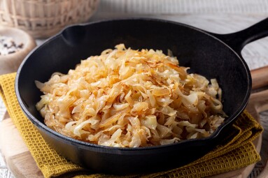 Quick,Pan,Fried,Sauerkraut,Or,Crauti.,Finely,Cut,White,Cabbage
