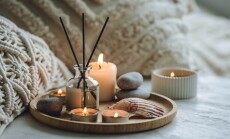 Apartment,Natural,Aroma,Diffusor,With,Sea,Breeze,Fragrance.,Burning,Candles