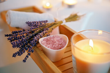 Spiritual,Aura,Cleansing,Ritual,Bath,For,Full,Moon,Ritual.,Candles,