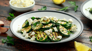 Warm,Salad,With,Grilled,Zucchini,,Garlic,And,Herbs