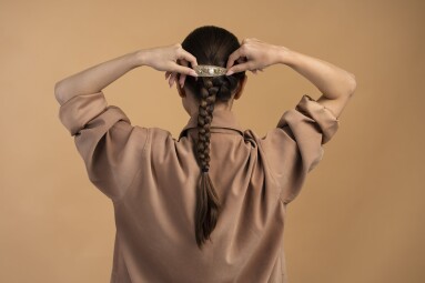 woman-wearing-big-hair-clip-medium-shot-min (1)