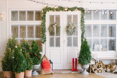 Porch,With,A,White,Door,In,Christmas,Decorations,And,Christmas