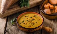 Sweet,Potato,Soup,With,Herbs,,Chilli,And,Garlic