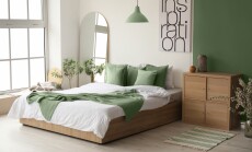 Interior,Of,Stylish,Room,With,Big,Bed,And,Mirror
