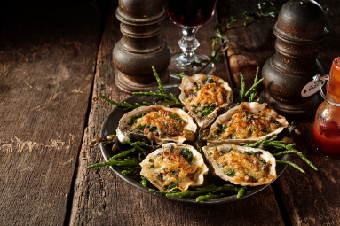 Still,Life,View,Of,Oysters,Topped,With,Cheese,Gratin,On