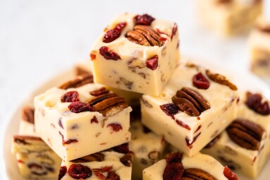 Homemade,White,Chocolate,Cranberry,Pecan,Fudge,Pieces,On,A,White