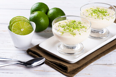 Delicious,Lemon,Mousse.,Refreshing,And,Tasty,Dessert,-,Lime,Mousse