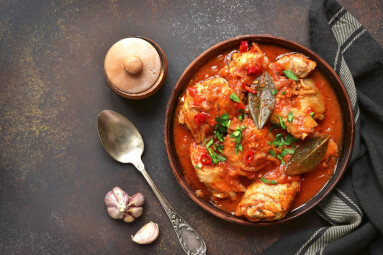 Chakhokhbili,-,Chiken,Stew,With,Cilantro,(parsley),In,Tomato,Sauce