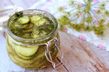 Marinated,Zucchini,With,Dill,In,A,Glass,Jar