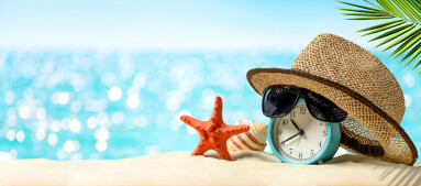 Summertime,Vacation,Concept.,Time,To,Relax.,Last,Minute,Deals.,Alarm