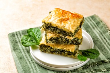 Stack,Of,Spanakopita,Piece,Of,Pie,,Homemade,Greek,Spinach,Pastry