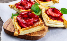 Puff,Pastry,Pies,With,Plums,,Apples,,Mint,And,Honey