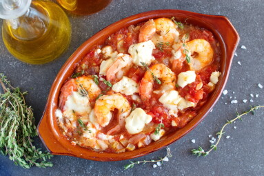 Greek,Traditional,Food.,Oven,Backed,Prawns,With,Feta,,Tomato,,Paprika,