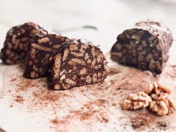 Chocolate,Salami,Dessert,On,The,Wooden,Table.