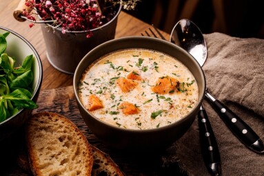 Finnish,Creamy,Soup,With,Salmon,,Potatoes,,Onions,,And,Carrots,In