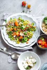 Gluten,Free,Vegetarian,Salad,-,Sorghum,Seeds,cucumber,,Cherry,Tomatoes,onion,,Feta