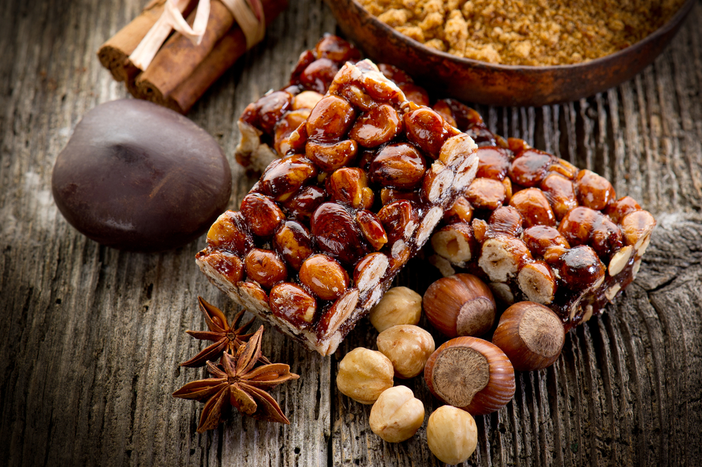 Hazelnut,Brittle,On,Wood,With,Ingredients