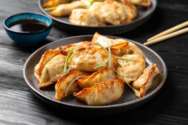 Crispy,Fried,Dumplings,Gyoza,With,Vegetables.,Asian,Food.