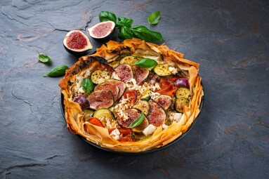 Traditional,French,Quiche,With,Fruits,,Vegetables,And,Feta,Cheese,Backed