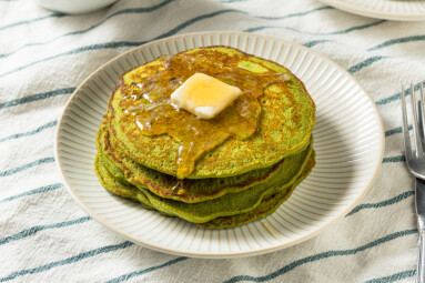 Homemade,Matcha,Green,Tea,Pancakes,For,Breakfast