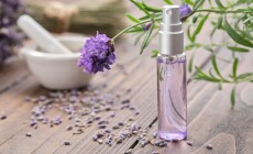 Spray,Bottle,Of,Lavender,Essential,Oil.,Scented,Lavender,Water,,Serum,