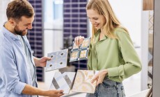 Young,Couple,At,The,Building,Market,Choosing,Tile