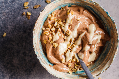 Vegan,Breakfast.,Chocolate,Banana,Nicecream,With,Granola,And,Peanut,Butter.