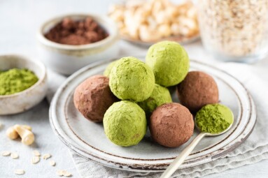 Homemade,Vegan,Green,Matcha,And,Carob,Truffles,On,Plate,Made