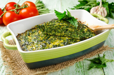 Omelet,With,Nettles,And,Green,Onions,In,A,Ceramic,Form.