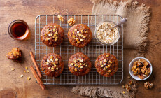 Carrot,Oat,Muffins,,Cupcakes,,Cakes,On,Cooling,Rack.,Wooden,Background.