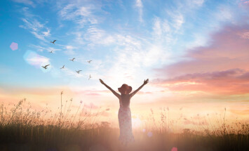 Surrender,And,Praising,Concept:,Silhouette,Of,Healthy,Christian,Woman,Raised