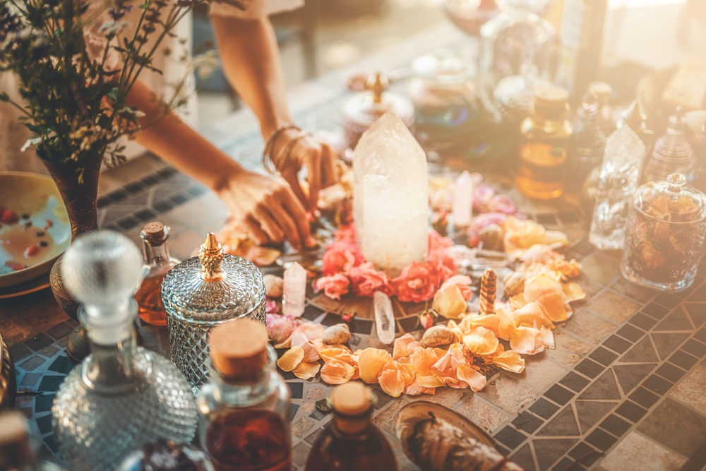 Beautiful,Altar,With,Crystals,And,Rose,Flowers.