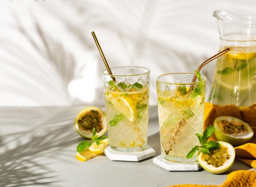 A,Refreshing,Summer,Drink,Or,Alcoholic,Cocktail,With,Passion,Fruit,