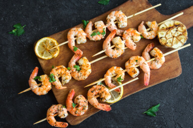 Grilled,Shrimp,Skewers.,Seafood,,Shelfish.,Shrimps,Prawns,Skewers,With,Herbs,
