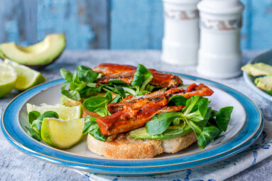 Sardines,In,Tomato,Sauce,With,Avocado,And,Lambs,Lettuce,On