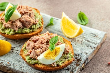 Avocado,,Canned,Tuna,And,Boiled,Egg,Toast,On,A,Wooden