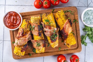 Bacon,Wrapped,Grilled,Corn,On,The,Cob,,Southern,American,,Mexican