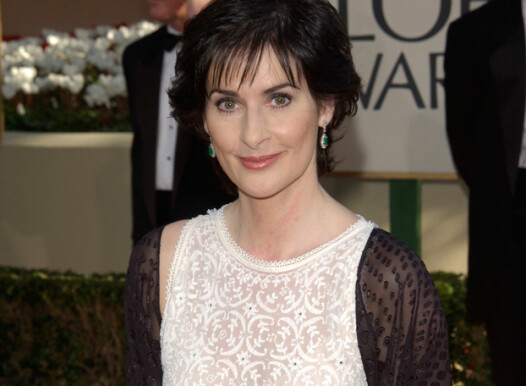 Singer,Enya,At,The,59th,Annual,Golden,Globe,Awards,In