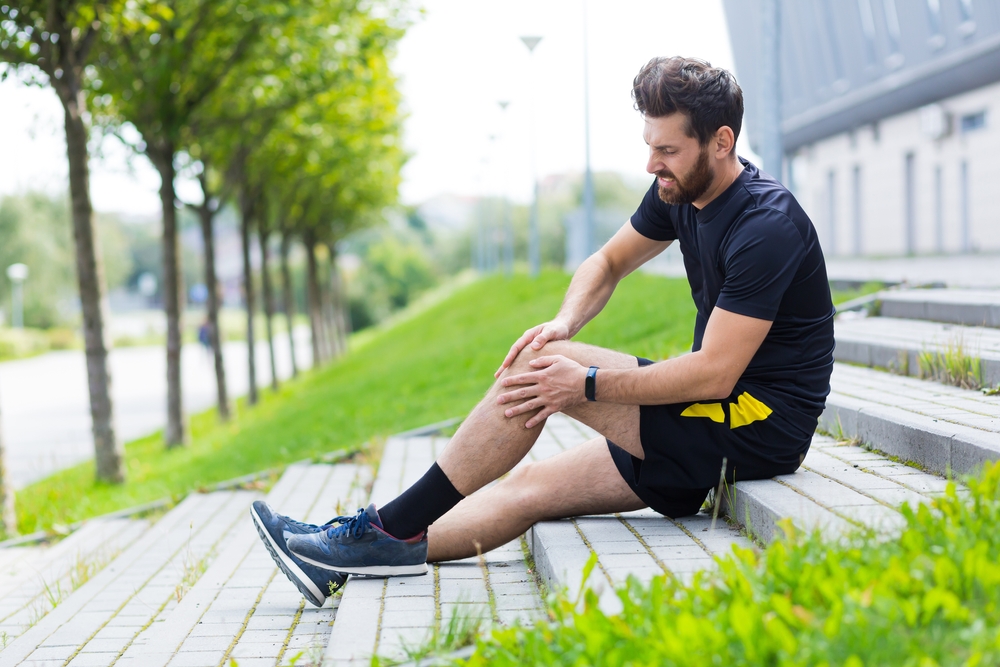 Athlete,Male,Injured,During,Training,,Has,Severe,Leg,Pain,,Muscle