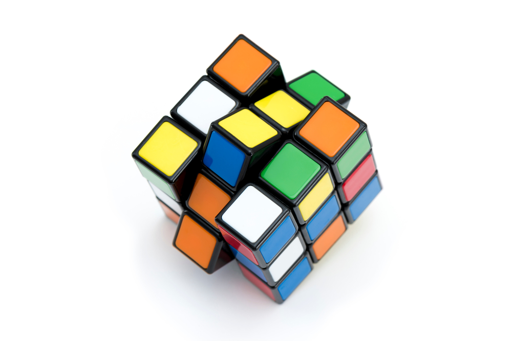 Istanbul,-,Turkey,-,April,23,,2018:,Rubik's,Cube,On
