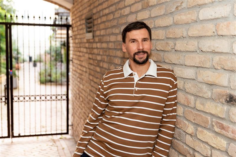 Valentinas_Krulikovskis - foto TaurasGūdmantas-TeatroKitasKampa17-tosezonoatidarymas2025-095