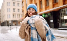 Portrait,Of,Happy,Woman,Enjoying,Winter,Moments.,Fashion,Style.,Winter