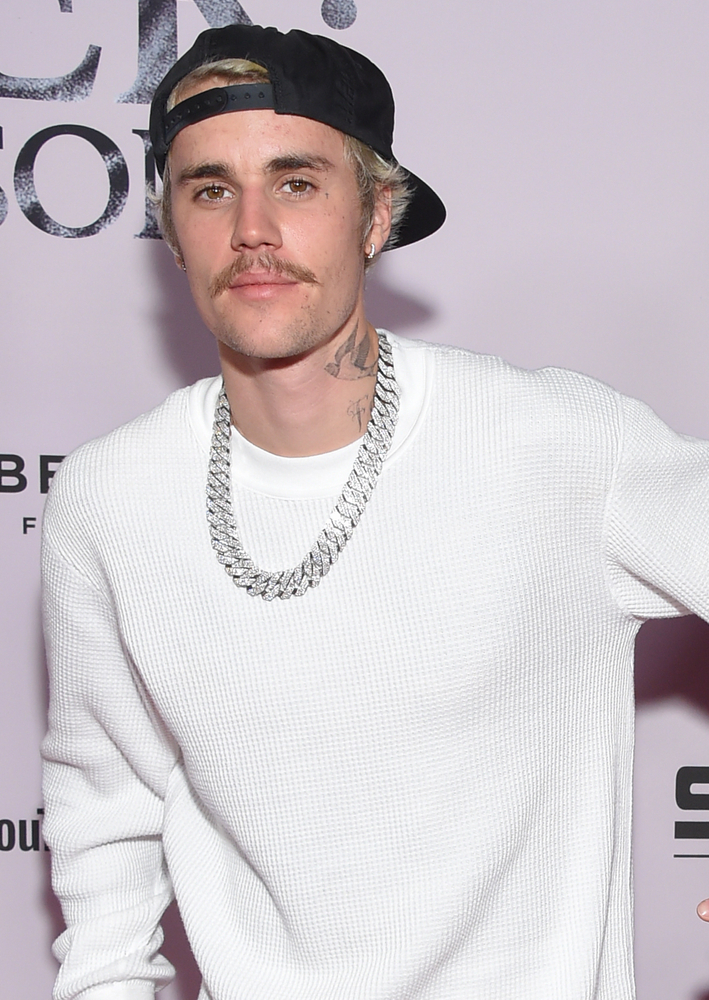 Los,Angeles,-,Jan,27:,Justin,Bieber,And,Hailey,Bieber